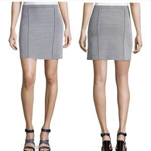 THEORY Teslia Geometric Womens Black & white striped knit mini Skirt Sz M